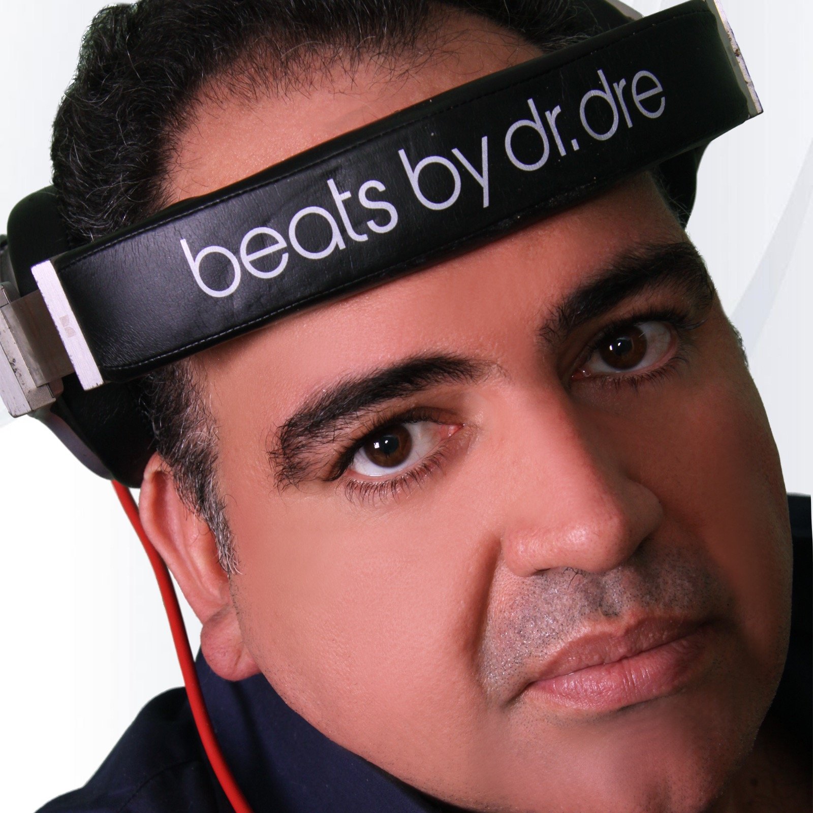 Mi Nombre Es Jose E. Contreras Mejor Conocido Como Dj Junior Contreras. Dj Pro. Música Variada Contacto 829-894-4122