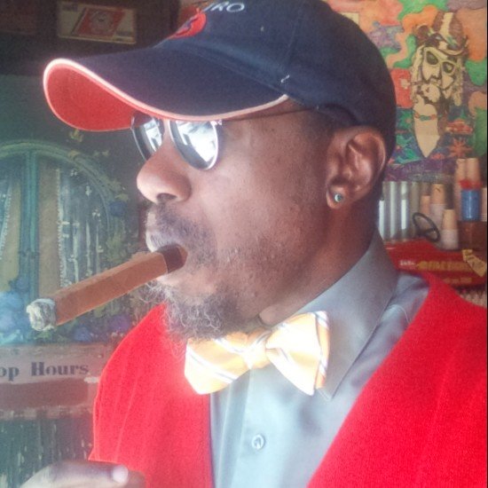 Actor/Writer/Cigar Smoker.

If there's a rumor about me, I probably started it.