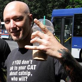 [RP] Owner of the Lock & Key rock bar NYC. Cat rescuer. Just a normal guy in a normal job. Nothing to see here. #HatiNo