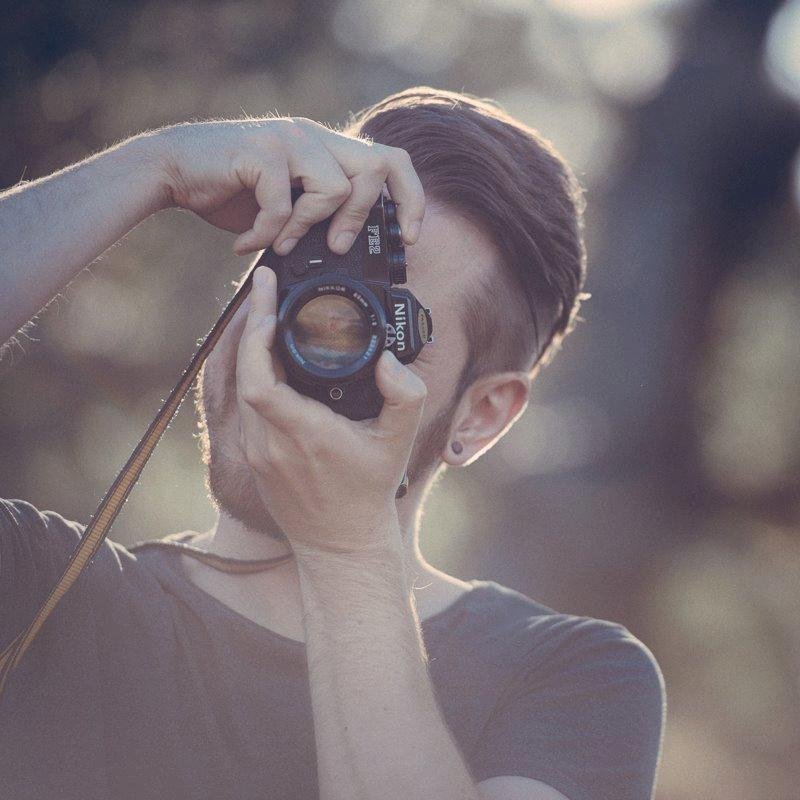 Leoerdfelt's profile picture. Fotograf Leo Erdfelt - Bröllopsfotograf, Porträttfotograf. Landskrona, Helsingborg, Malmö, Skåne.