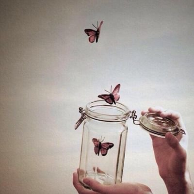 ‏‏قم واصنع الفرصه # ولاتنتظر القدر يجلبها لك #