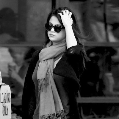 AnneMillenium's profile picture. Im just a girl trying to live, love and laugh.
English/español.