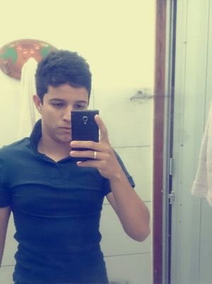 Falar mal de mim virou moda, eu sei que sou foda não fique invejando - Kapela Mc