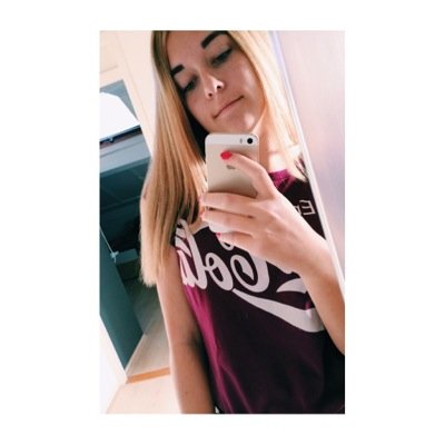 MaureenLois_'s profile picture. 