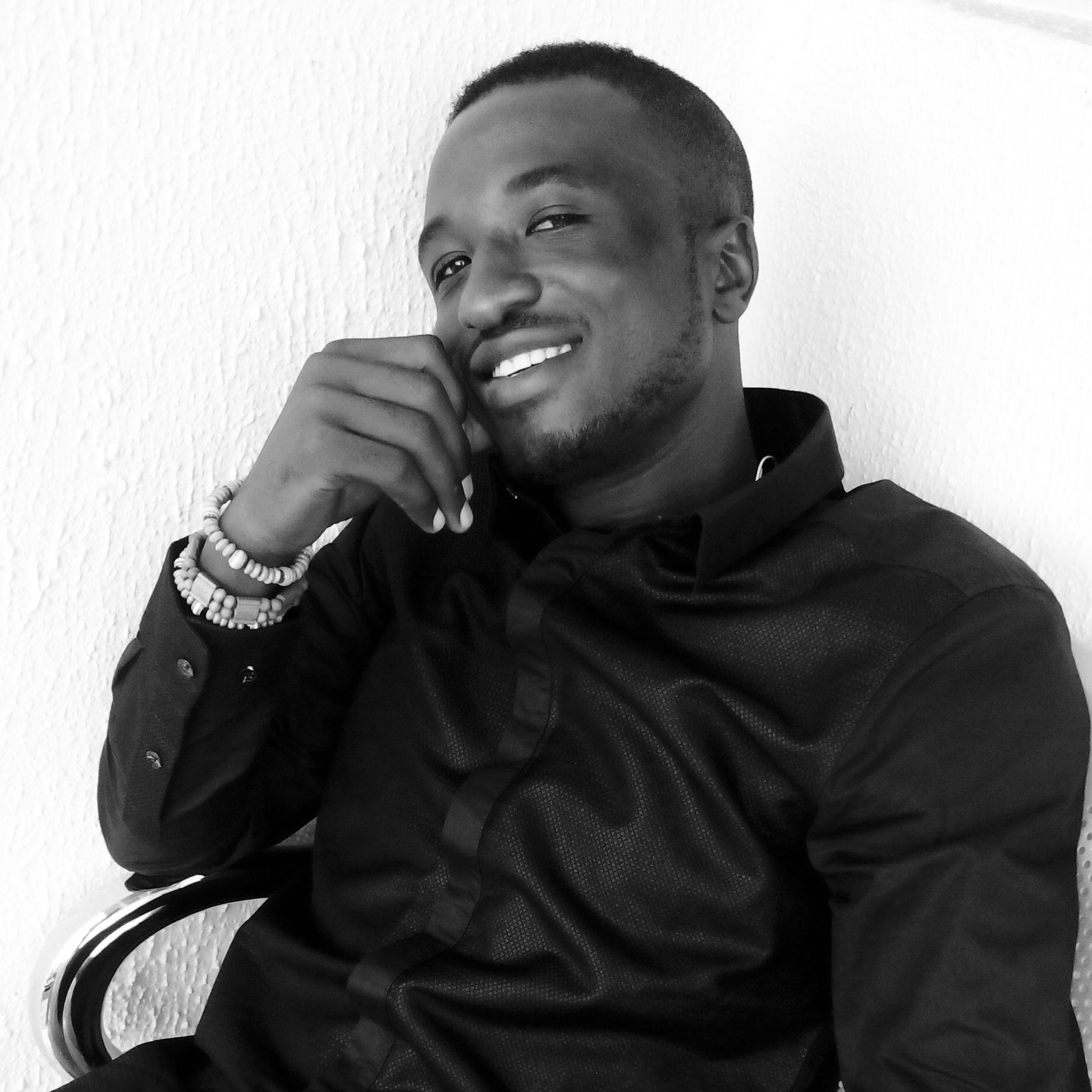 Je suis Nigerian | Architect | Musician | Sportsman | Humanitarian | Serial Entrepreneur | Farmer | Chelsea FC | Christian