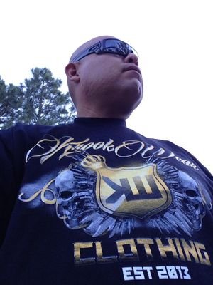 LokaaCustomzRay's profile picture. Diné, Navajo... Life is a Great gift to us. Lok'aa' Customz... Customize your whip with Lok'aa' Customz. HID lighting, sounds, exterior parts... #Knuccle busta