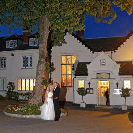 AlverbankHotel's profile picture. Victorian Country House Hotel situated in Alverstoke, with spectacular views of the Solent. Join us for our live music events and tailor made private functions