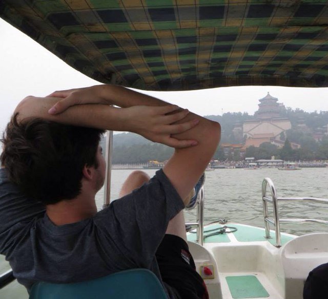 dontfollowpeter's profile picture. 