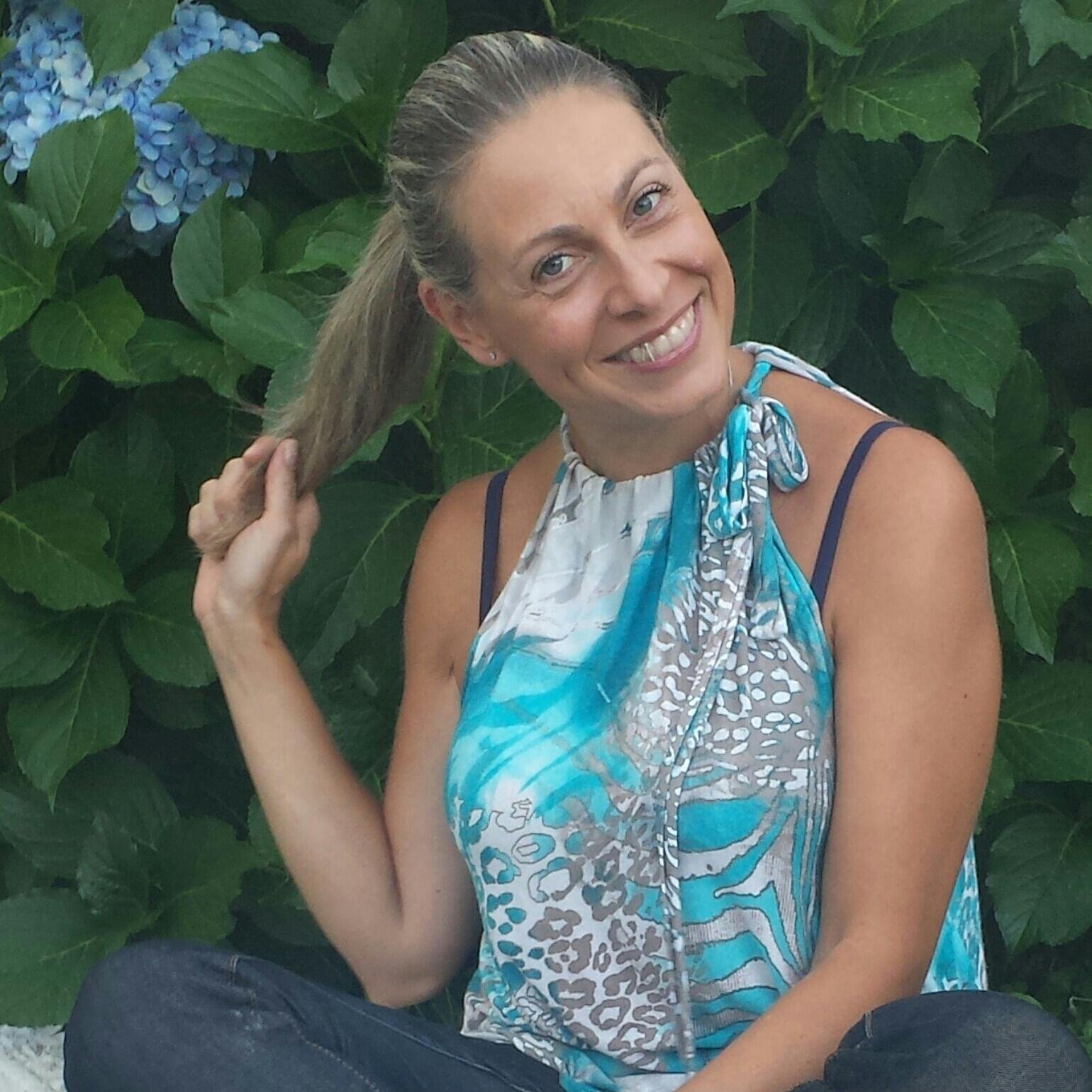 dmlaura1's profile picture. Vorrei che tutti leggessero,  non per diventare letterati o poeti, ma perché nessuno sia più schiavo G. Rodari