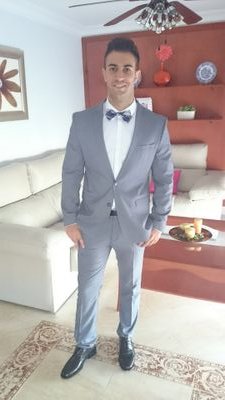 AlbertoRG_3's profile picture. You dont like this..? because sit around at home and play on the computer JÁ/ Estar en forma esa es la cuestión