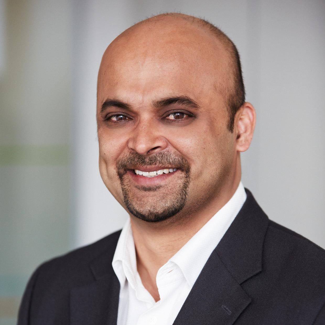 SanjoyRoySays's profile picture. Entrepreneur, Dating destiny, Creating something new and beautiful