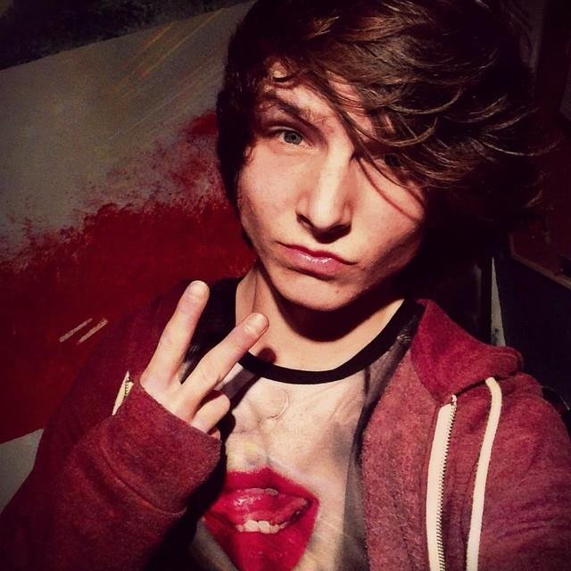 When im around you, I kind of feel like im on drugs. Not that I do drugs. Unless you do drugs, in which case I do them all the time. Every drug.