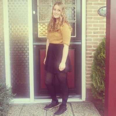 annneeee_x's profile picture. Youtube, music, friends, family, singing ♡