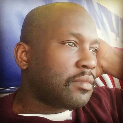 Alabama activist and artist . Owner and operator Fanbear http://t.co/fnAzCD6SLR 18 OR OLDER OR YOU WILL BE BLOCKED