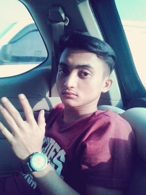 Hargailah wanitamu seperti halnya kmu menghargai ibumu