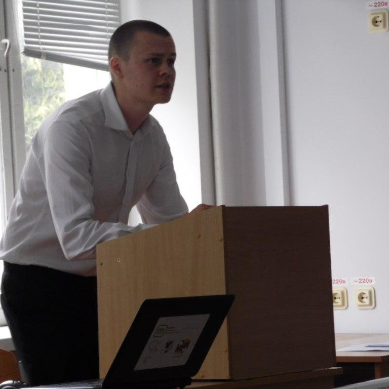 xnacustx's profile picture. Student, happy man, very confident). IT  is our future, you have to realize it and ITBberies from AGH university helps us to understand it. =)