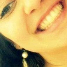 Amo con miradas, hablo con sonrisas.