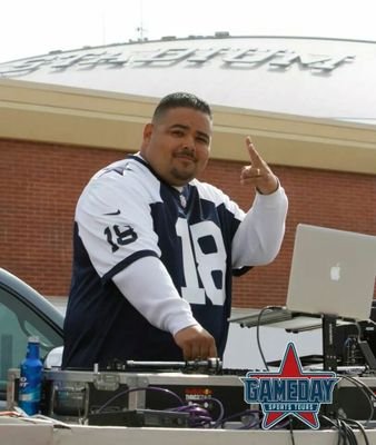 What's up Twitter. Been djing for over 25 years. check out some of my mixxes at https://t.co/mdbWnC5eEC