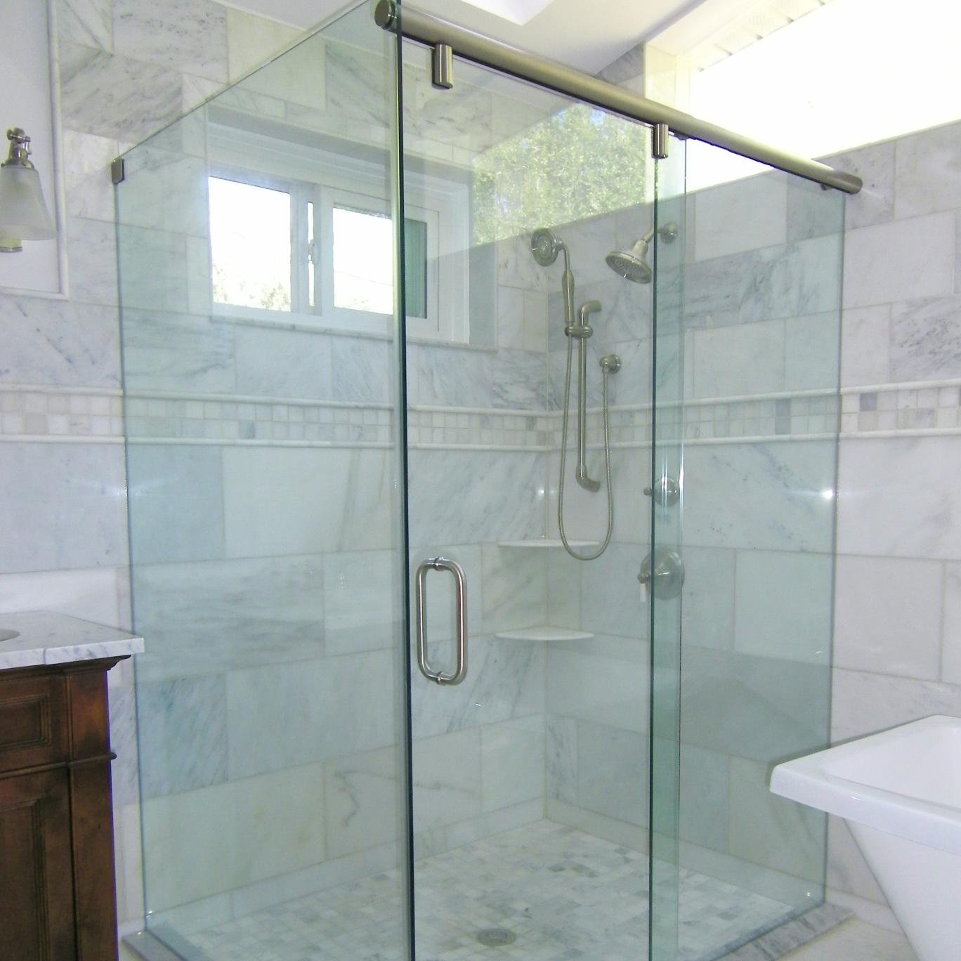 FramelessGlassC's profile picture. Frameless Glass Specialist.