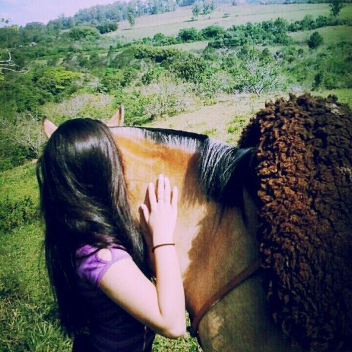 Só vim aqui pra dizer que esta guria mais linda do meu RS mora no meu coração 3 eu amo minha babuina bochechuda 3 tira os zoio dela u.u/ Liih aq