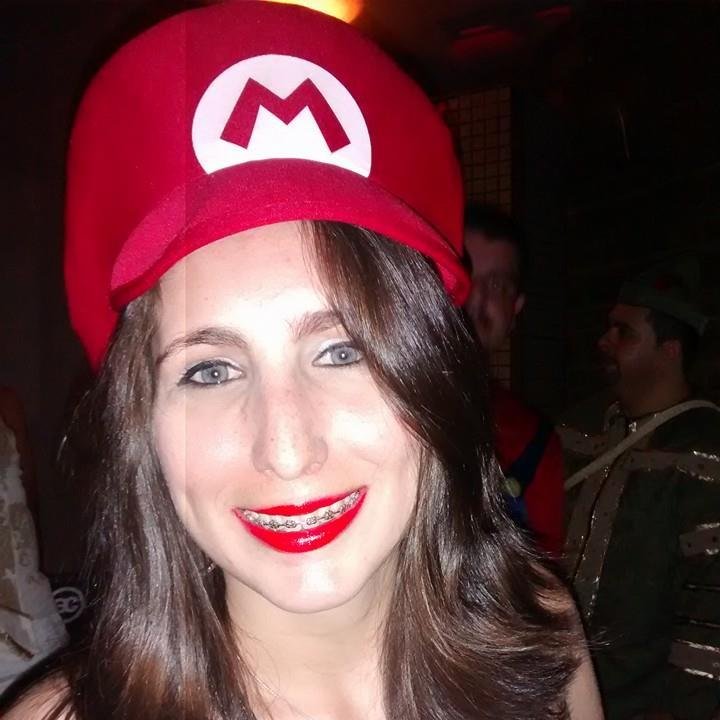 Amanda, quem conhece sabe! Quem se define se limita...