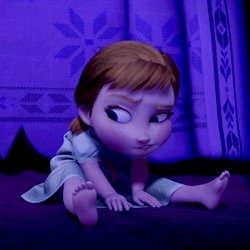 [♕] ❝The sky's awake, so I'm awake.❞ [#Frozen||#YoungAnna||#OnceUponATime]