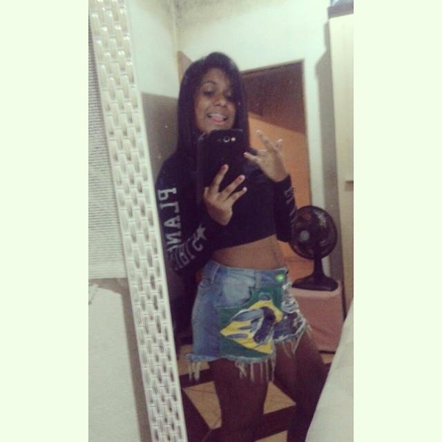Instagram :_beliferreira