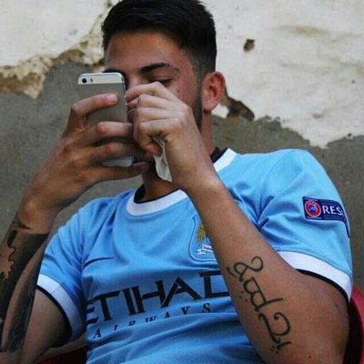 El futuro pertenece a las personas que creen en la belleza de sus sueños. ✌️