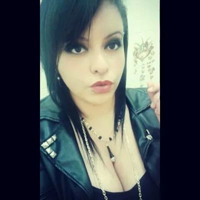 lis_constantine's profile picture. 