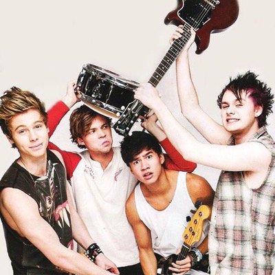 GO AND FOLLOW @cliffordsmofos.