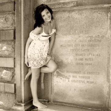 lindentree1984's profile picture. Waited to turn 30 before getting on Twitter to prove a point. Like the Guy on a Buffalo.