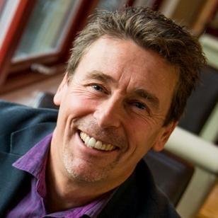 Award winning business owner, marathon runner, daydreamer. Passionate about promoting local businesses. #coys