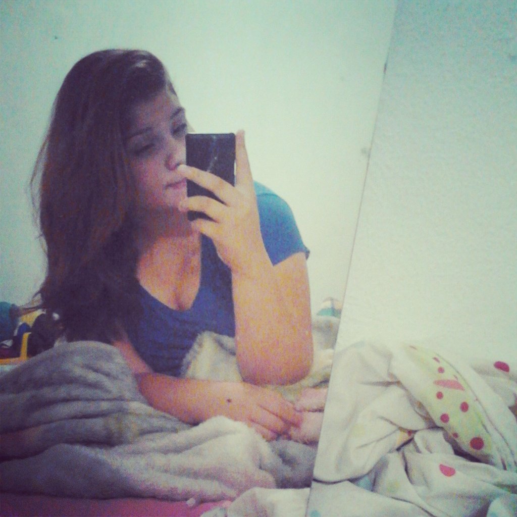 Ainda to aque viva um pouco mais triste, mais muito mais forte....¥¥