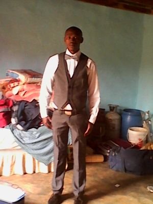 onikayo11's profile picture. evry moment u get jst enjoy while u can