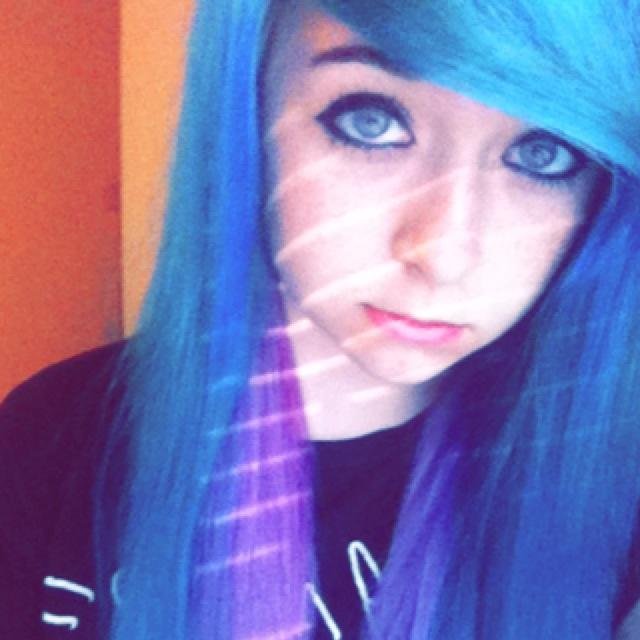 Its anna• 15 years old•single