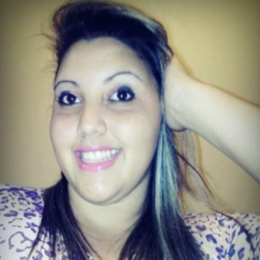 Gosto de pessoas que conseguem me enxergar além do que eu pareço ser.