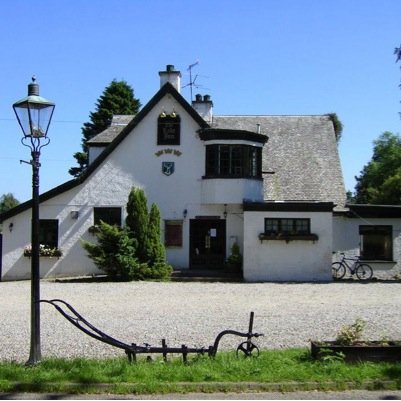 Family owned Pub/Restaurant in the heart of the Loch Lomond and Trossachs National Park. Serving home cooked, locally sourced, hearty meals.
