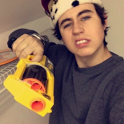 dnjdnjd's profile picture. Follow @cashewftdylan