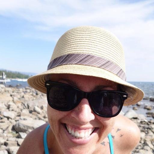 tarabee's profile picture. tea/coffee/veganfood/cooking/reading/writing/blogging/researching/beers/puppies/derby/running/sleeping/cycling/soccer/eating/mypeeps/awesomeness