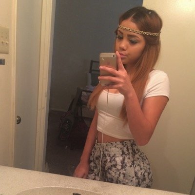 follow me on iG@wavybetch