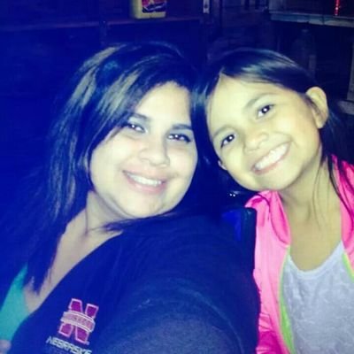 well lets see i work got a 6 year old daughter who is the cutest shes funny loves her family n love to go to school i so love her to death