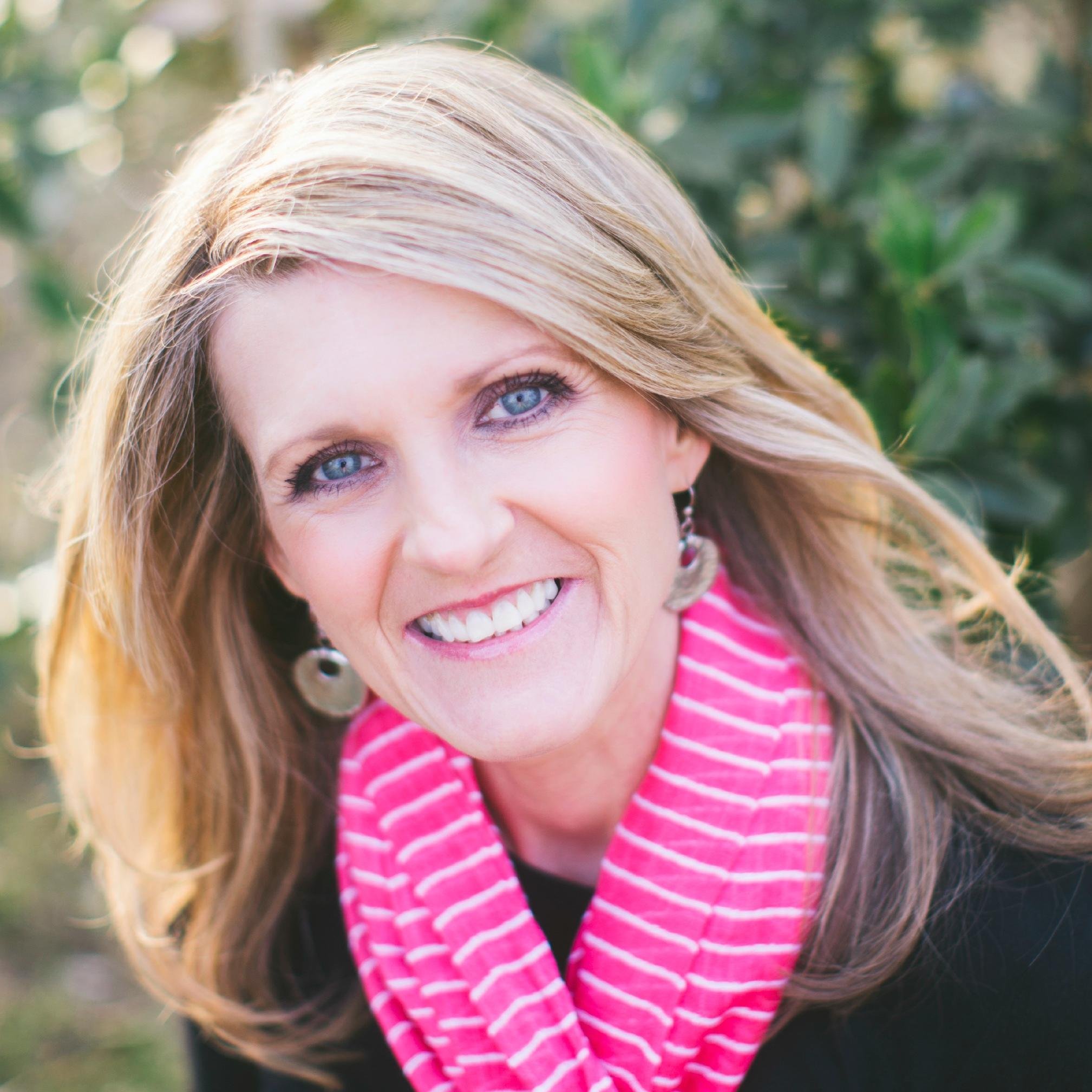 Wife, Mom, KK, biz owner, ALS advocate/fighter, Conservative, Jesus follower