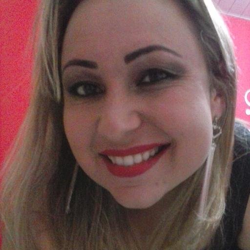 Operadora de Maquina = faço  um produto que todos vocês consomem..
http://t.co/C8uwYn3Nfq