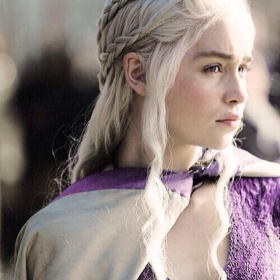 ❝ I will take what is mine with ғɪʀᴇ and ʙʟᴏᴏᴅ. ❞ Khaleesi. Daenerys Stormborn of House Targaryen. Mother of Dragons.
