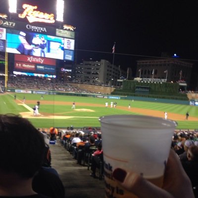 lizzy__mar's profile picture. 