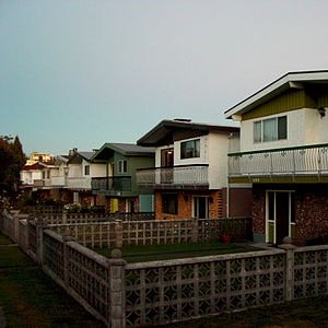 Vancouvernomics's profile picture. The city that doesn't quite add up.

#vanpoli #vanRE #YVR