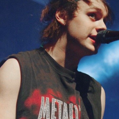 please follow @BUTIMNOTWITTY instead of this account (voting account)