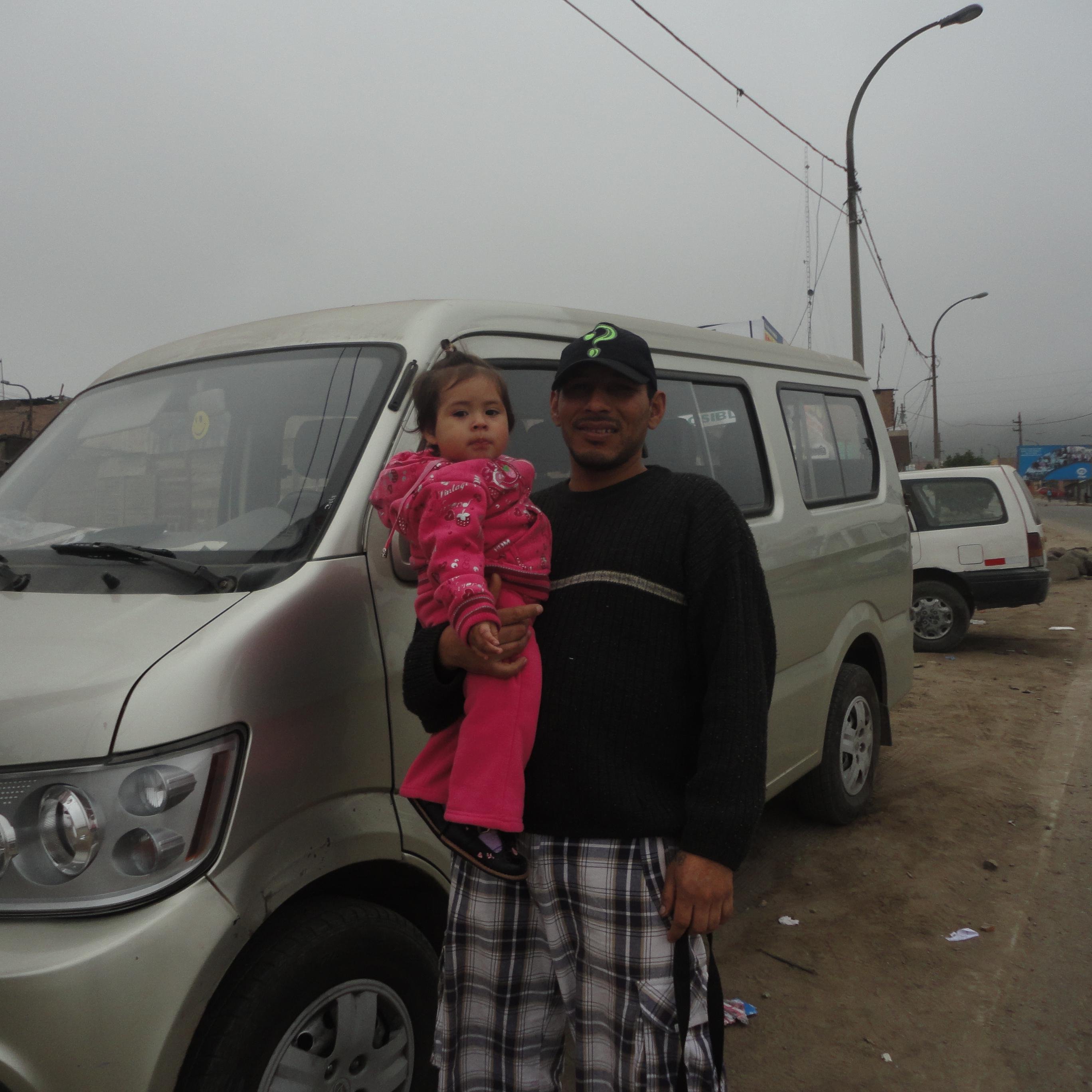 buen padre y alegre y jugueton