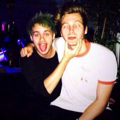 maybe pizza will be our always. {rp/fl} (touch luke i fucking dare you)