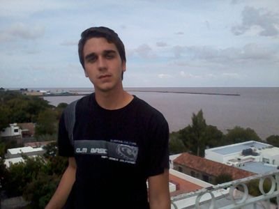 Estudiante de comunicación #UBA Hincha de @catigreoficial. Leo bastante. Escribo poco.